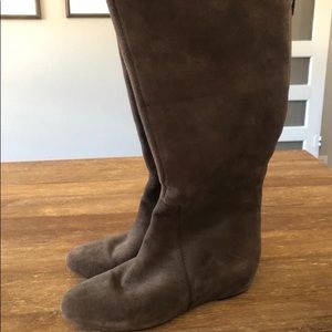 NINE WEST SUEDE BOOTS